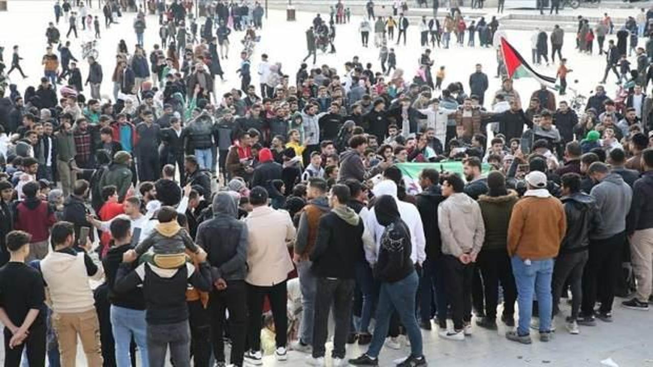 Son dakika: Suriye'de 8 Aralık günü 'Milli Bayram' ilan edildi!