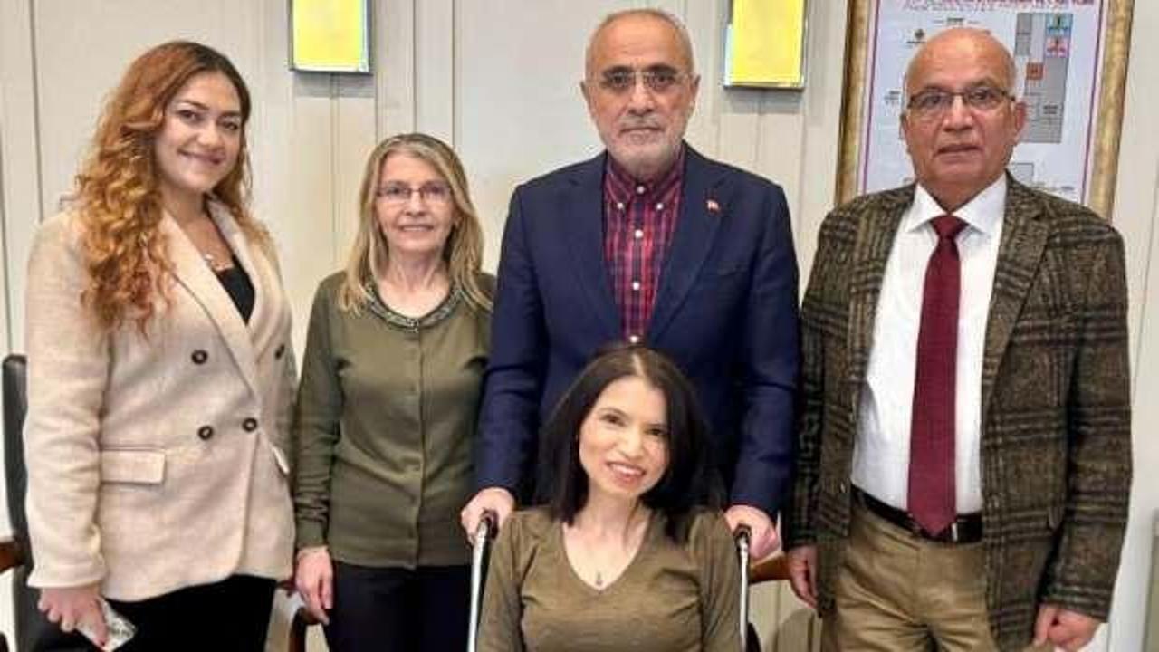 Yalçın Topçu 3 Aralık Dünya Engelliler Günü vesilesi ile yemek programı düzenledi