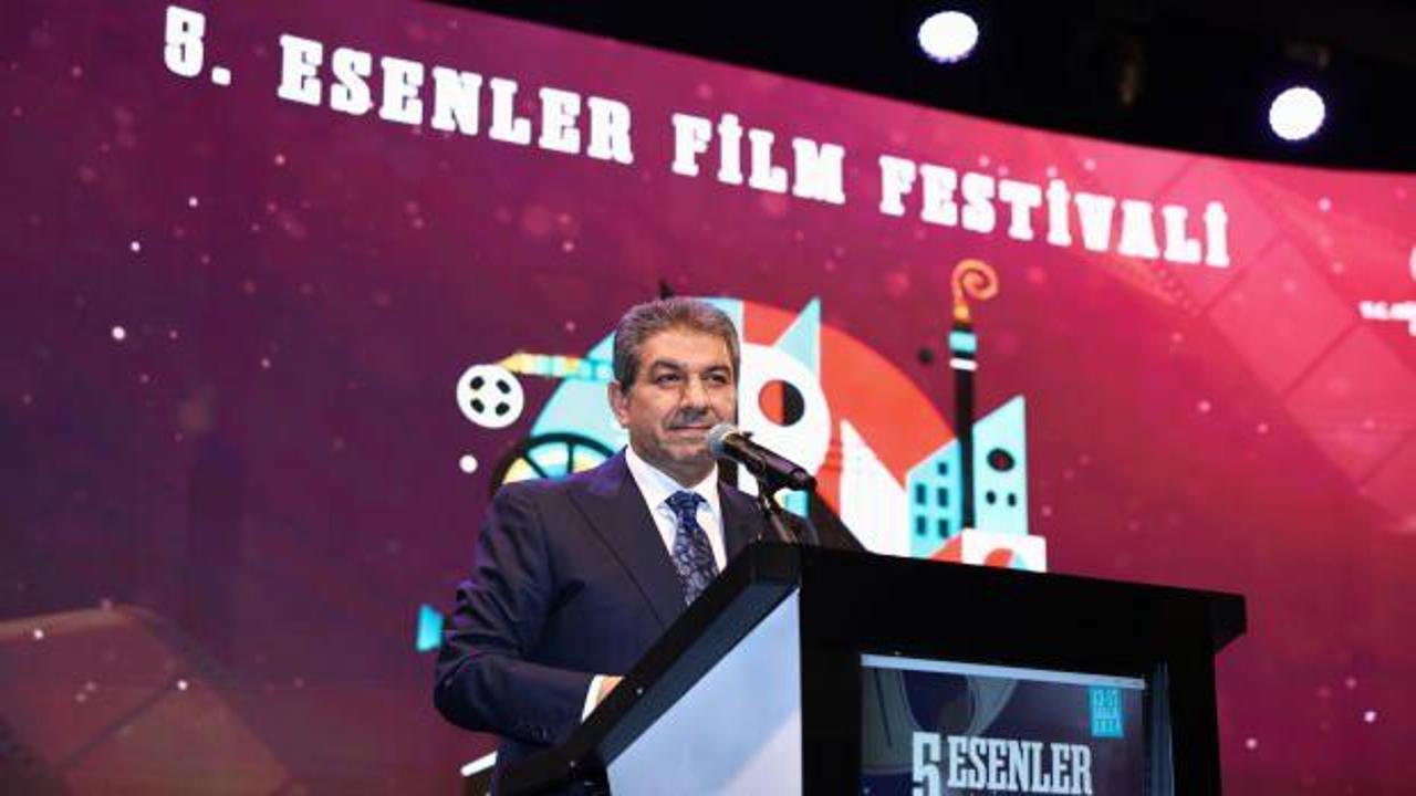 "Aile" temasıyla düzenlenen “5. Esenler Film Festivali” başladı