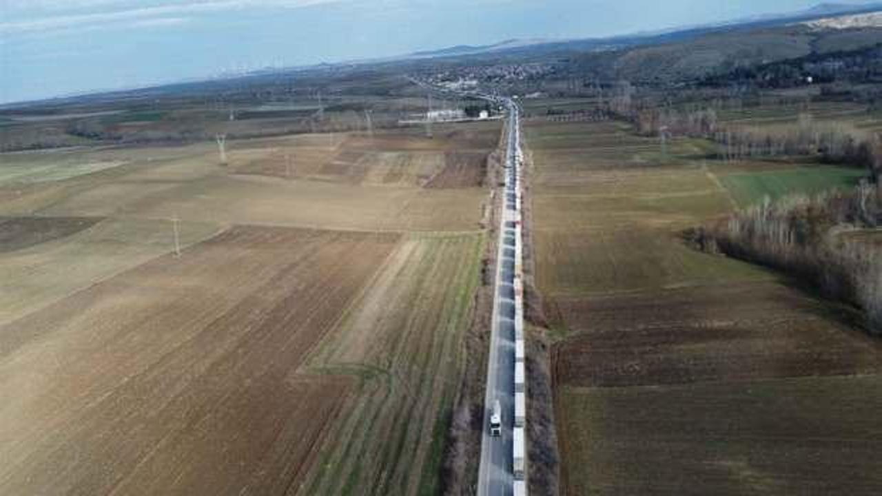 Hamzabeyli Sınır Kapısı'nda 31 kilometre TIR kuyruğu