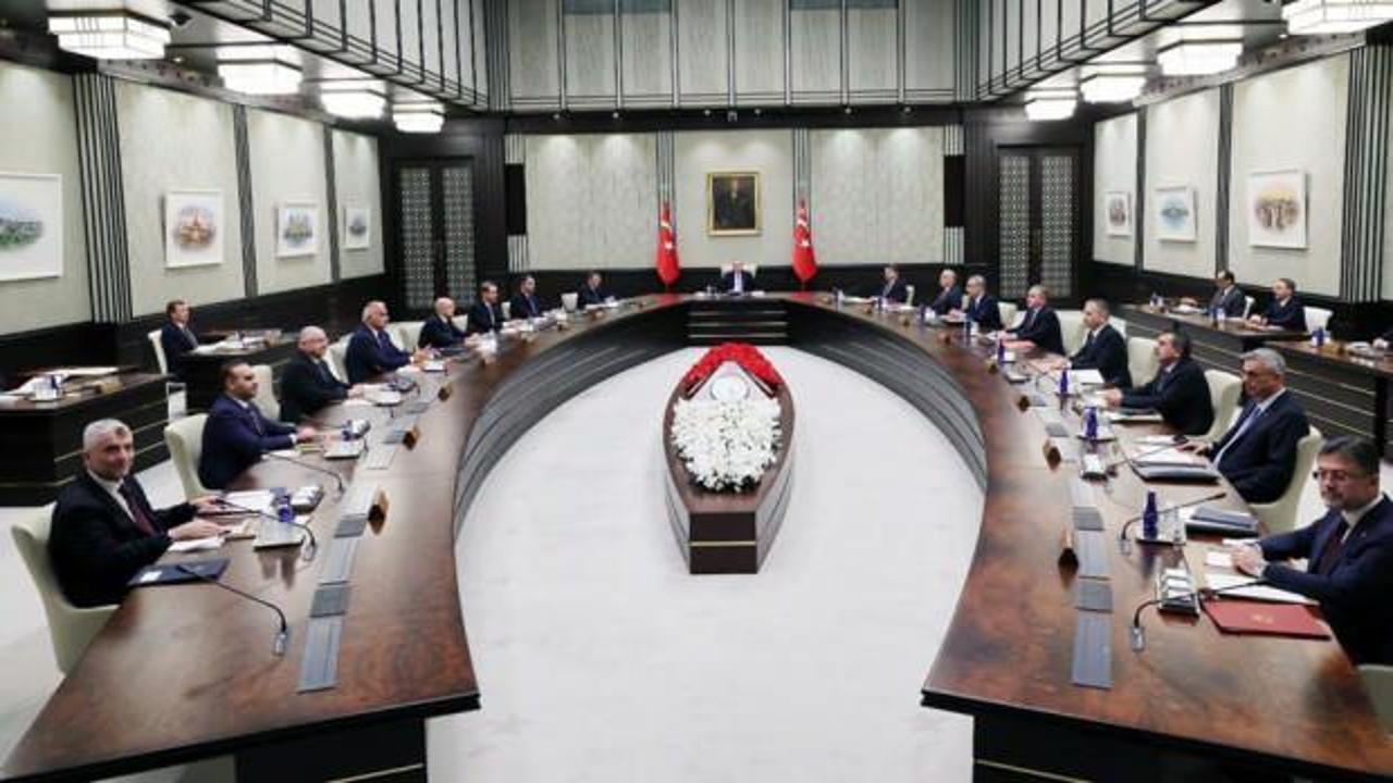 Kabine bug&uuml;n toplanıyor: G&uuml;ndem Suriye