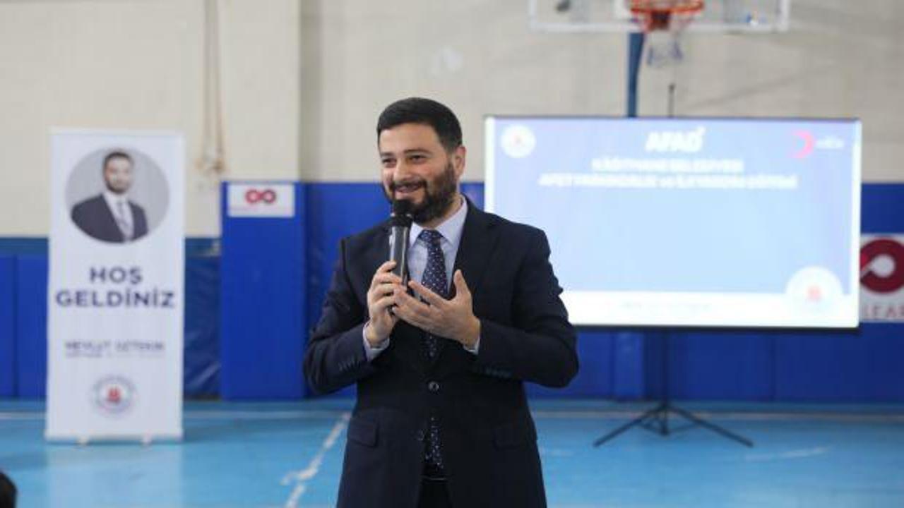 Kağıthane'de 'Afet Farkındalık Eğitimleri' devam ediyor