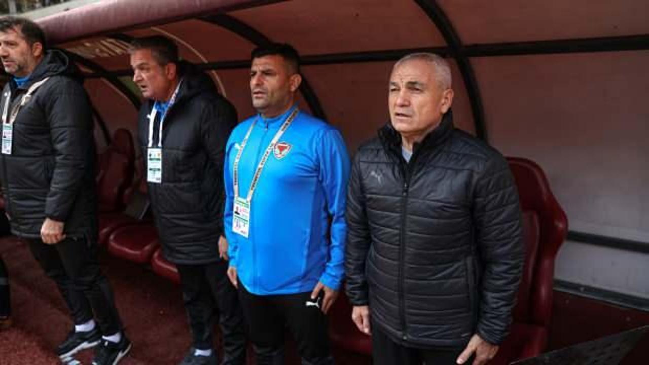 Rıza Çalımbay'dan hakeme tepki! 'Görmediği penaltıyı verdi'
