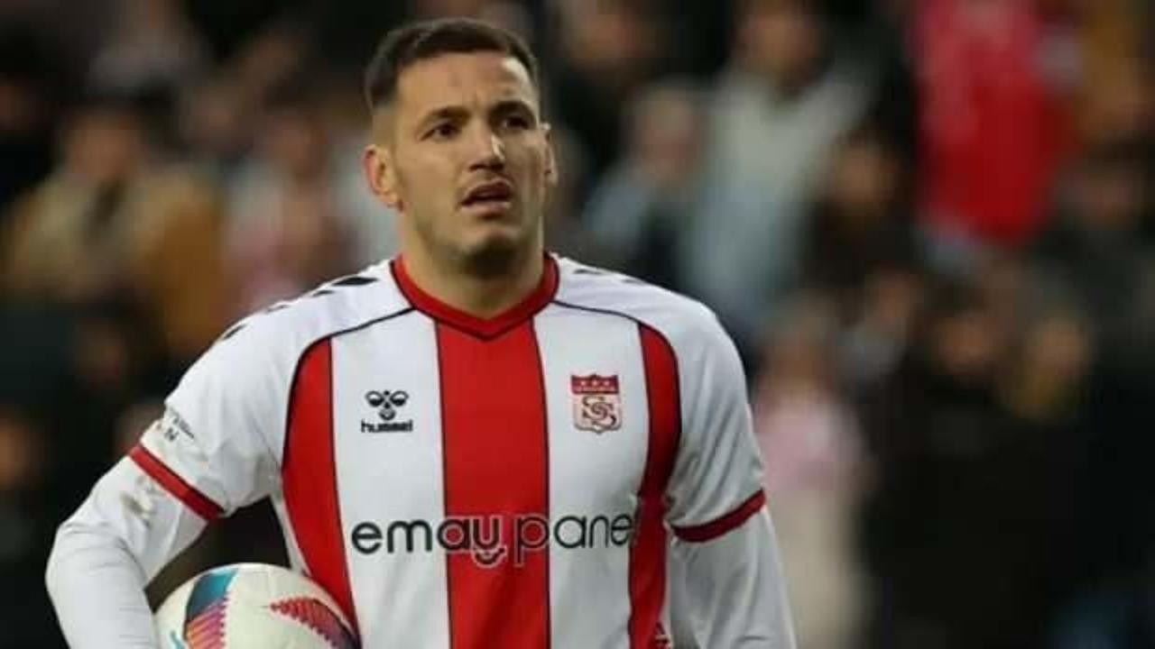Sivasspor'dan Rey Manaj a&ccedil;ıklaması!