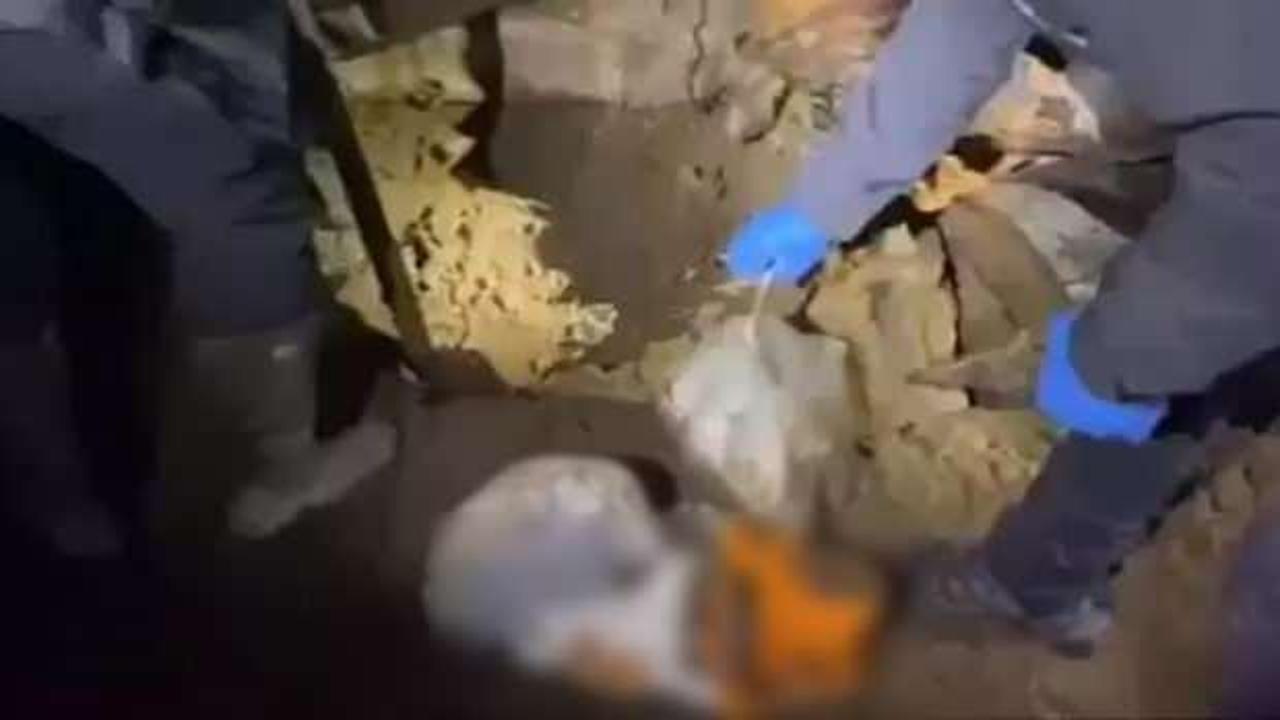Aydın'da, toprağa gömülü 2,5 kilo esrar ele geçirildi