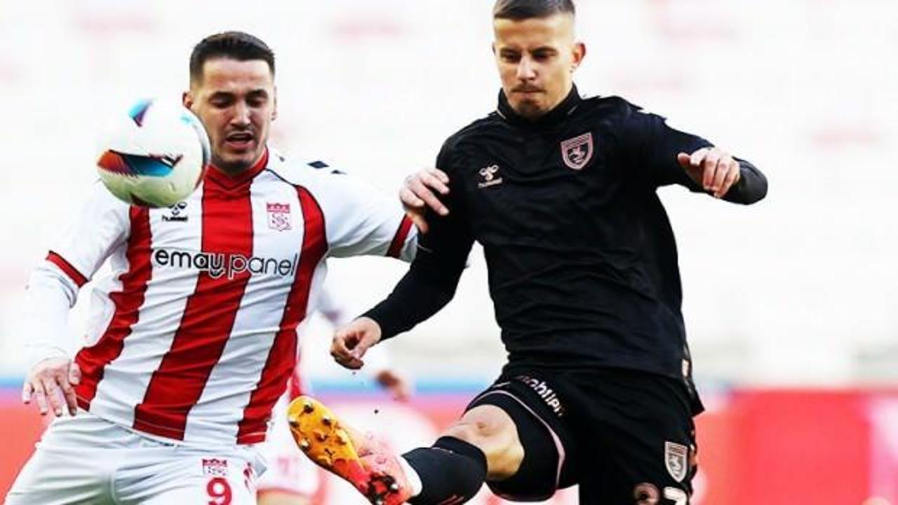 Sivasspor'da Ömer Erdoğan puanla başladı