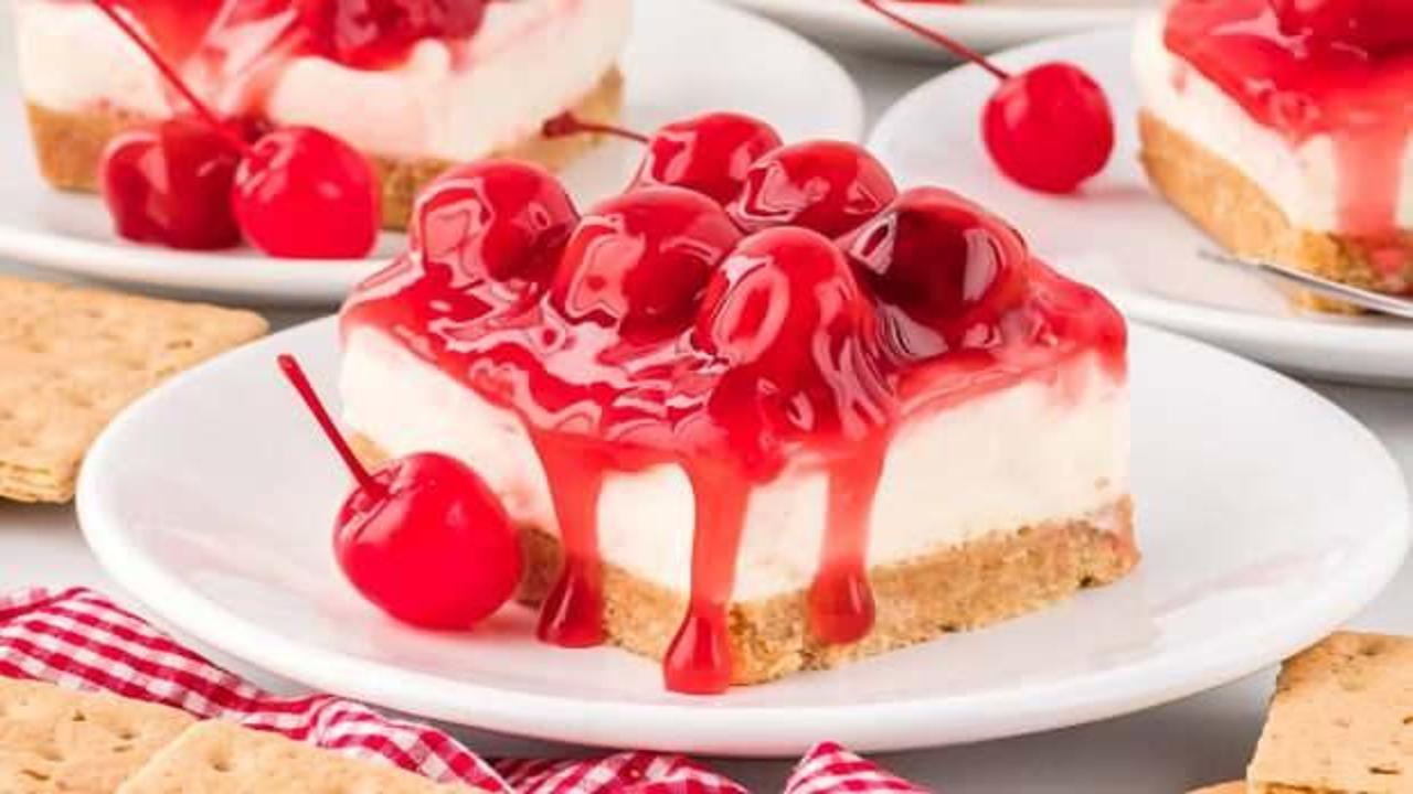 Yedik&ccedil;e yediren tam &ouml;l&ccedil;&uuml;l&uuml; "Vişneli Cheesecake"