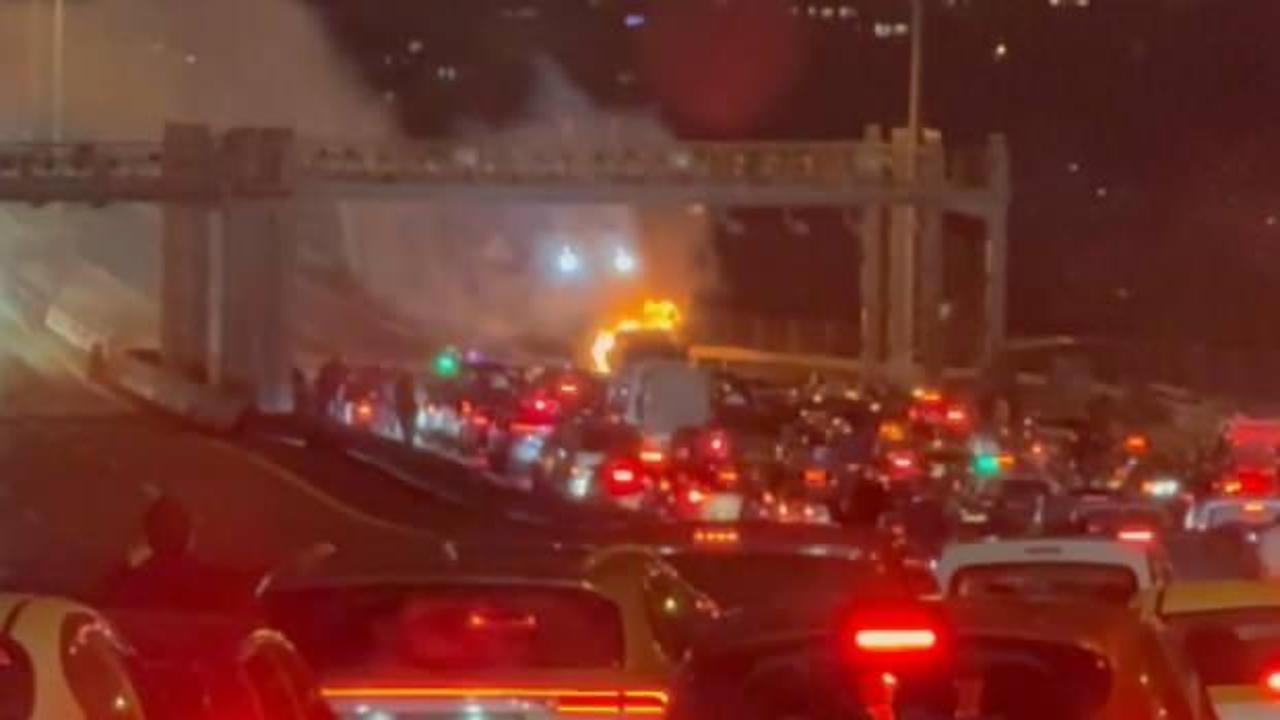 15 Temmuz Şehitler K&ouml;pr&uuml;s&uuml; trafiğe kapatıldı