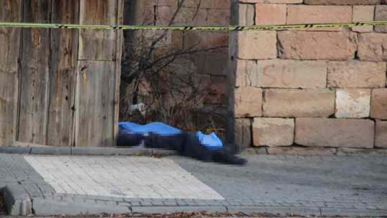 80 yaşındaki adamın acı sonu: İla&ccedil; almaya gidiyordu