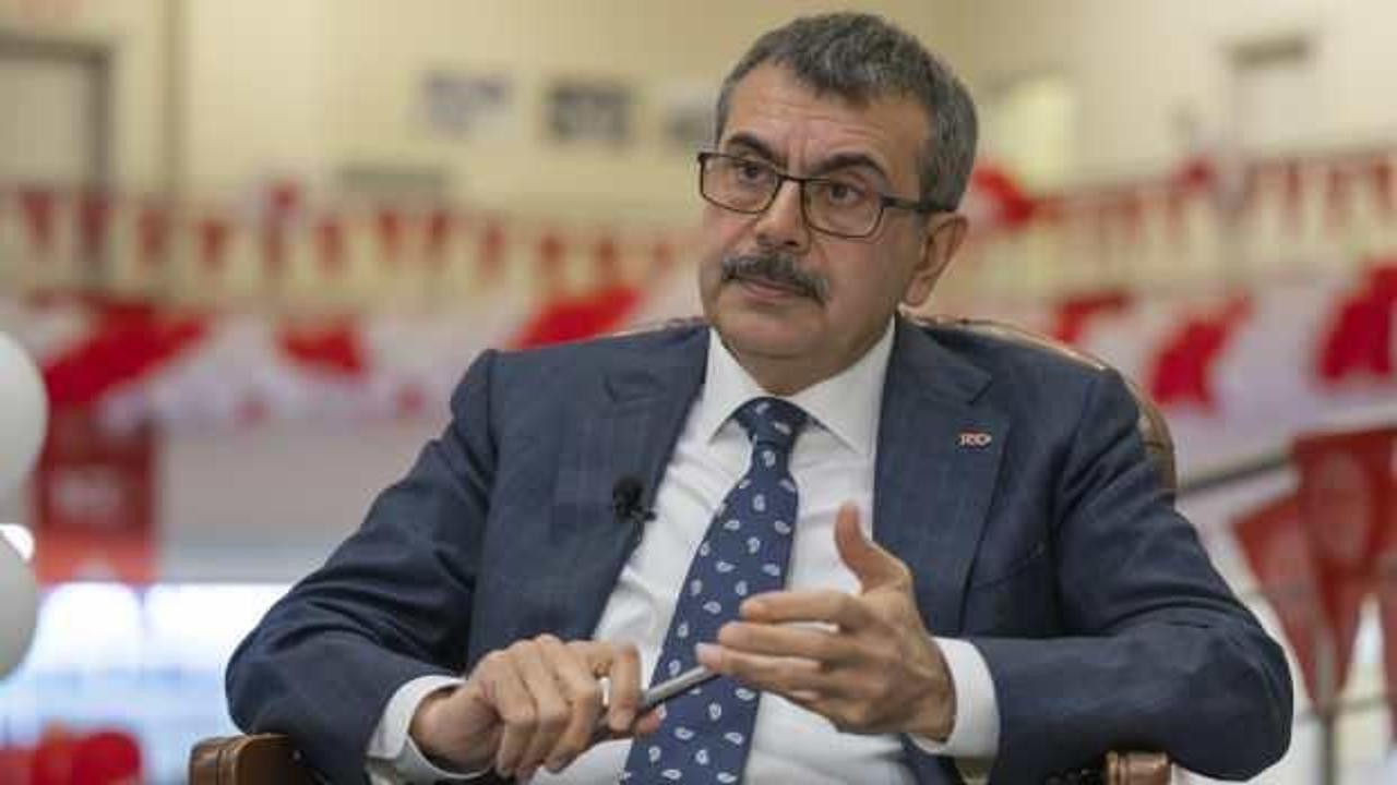 Bakan Tekin'den m&uuml;lakatlarda hukuksuzluk iddialarına cevap