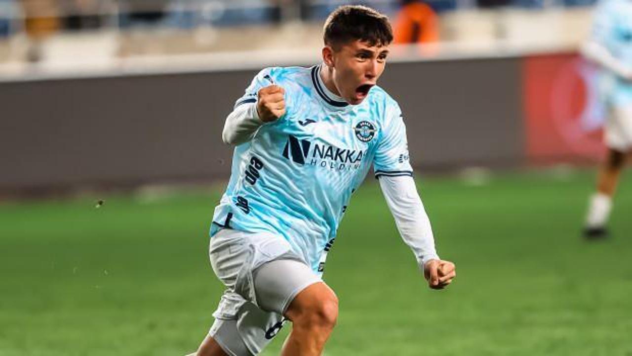 Bir ilk yaşandı! 16 yaşında S&uuml;per Lig tarihine ge&ccedil;ti