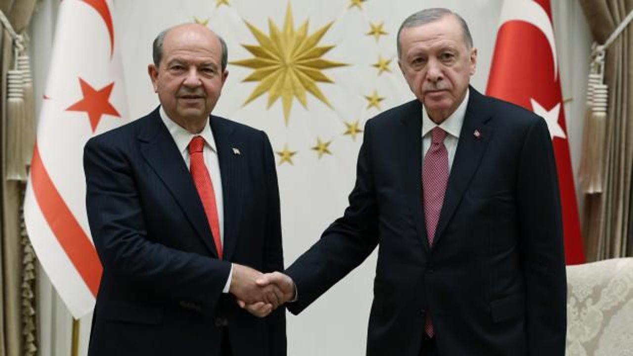 Cumhurbaşkanı Erdoğan, Ersin Tatar ile g&ouml;r&uuml;şt&uuml;