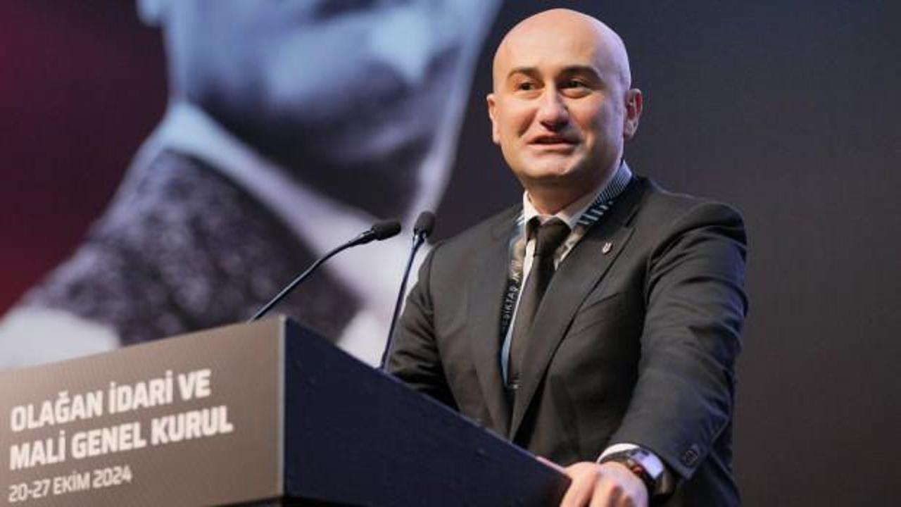 Beşiktaş, H&uuml;seyin Y&uuml;cel'in istifasını KAP'a bildirdi!