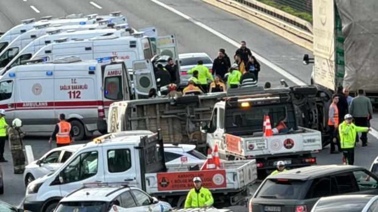 Son Dakika: Sarıyer'de okul servisi devrildi!