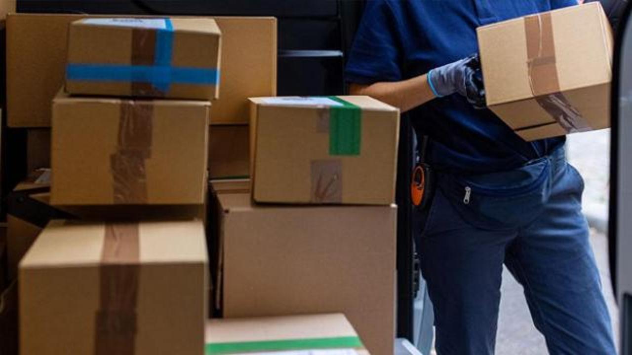 31 Aralık'ta kargolar açık mı, kapalı mı? 31 Aralık 2025 mesai saatleri!