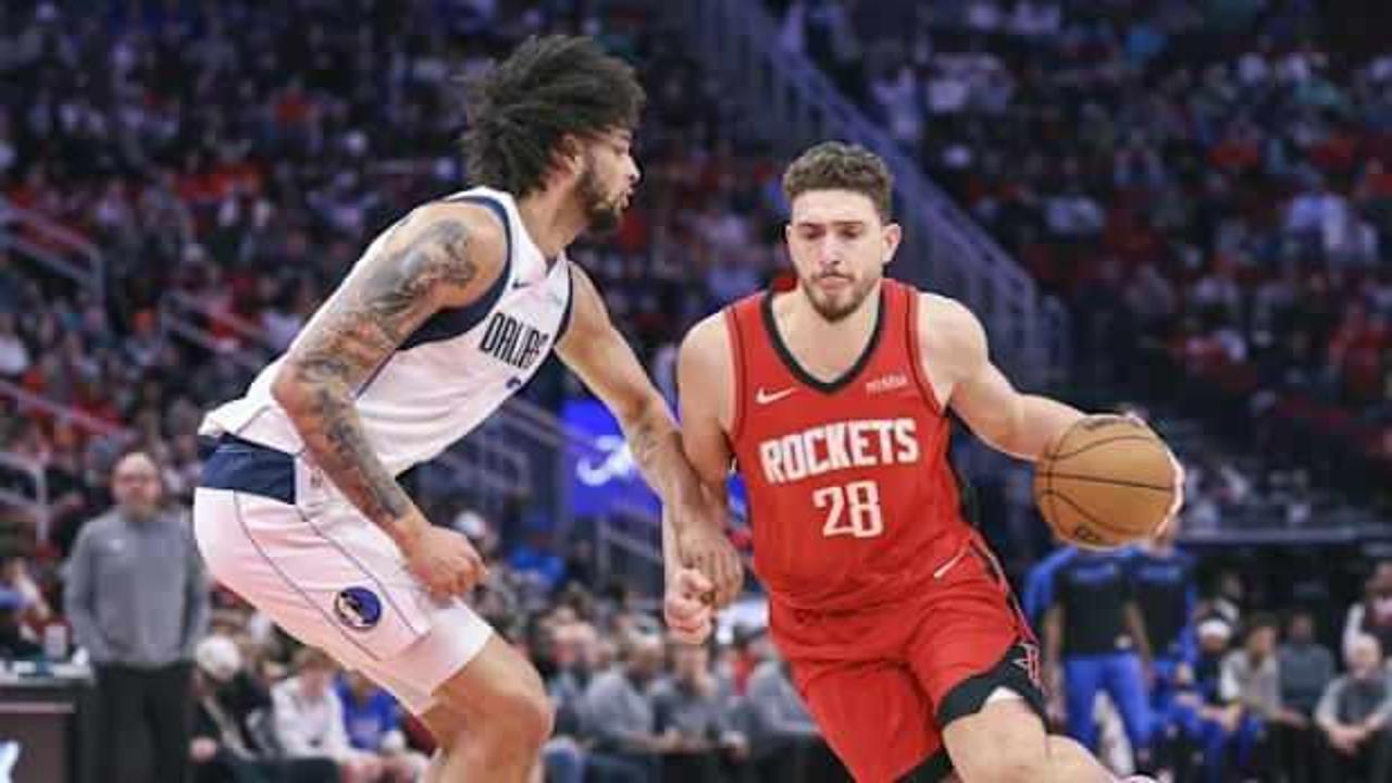 Alperen Şeng&uuml;n kariyer rekoru kırdı! Takımını galibiyete taşıdı