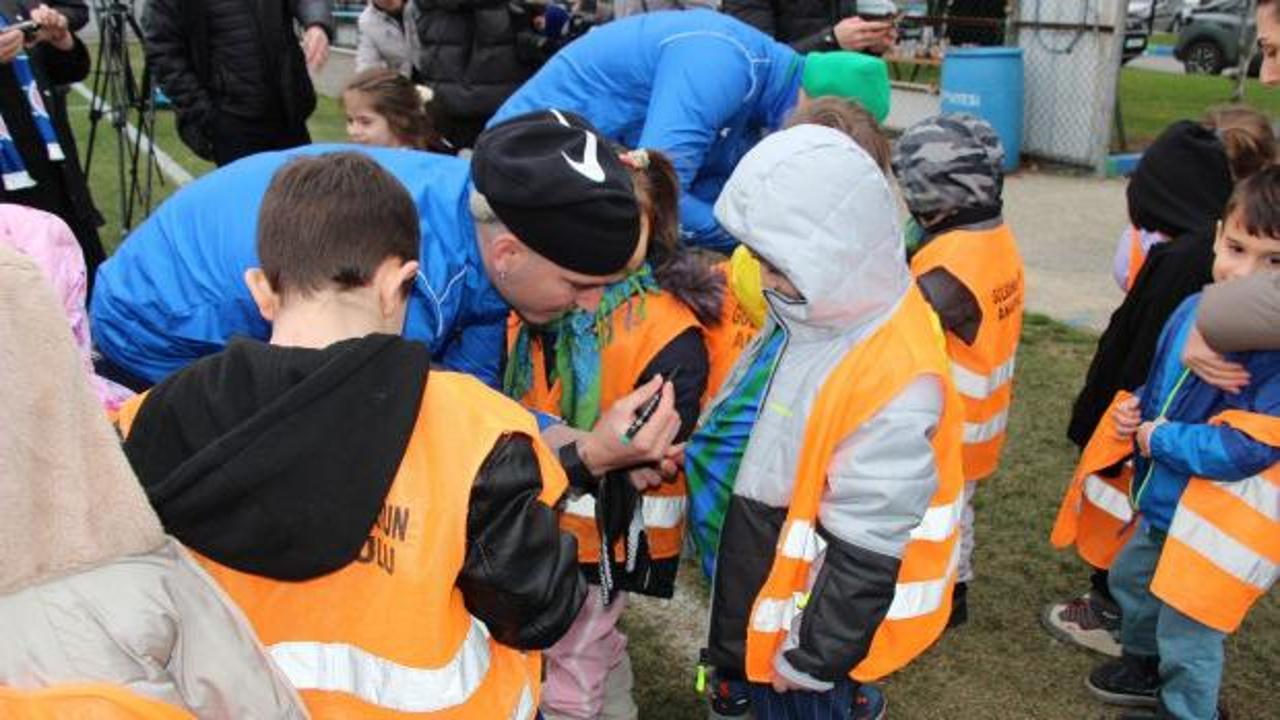 Anaokulu öğrencilerinden Süper Lig ekibine ziyaret