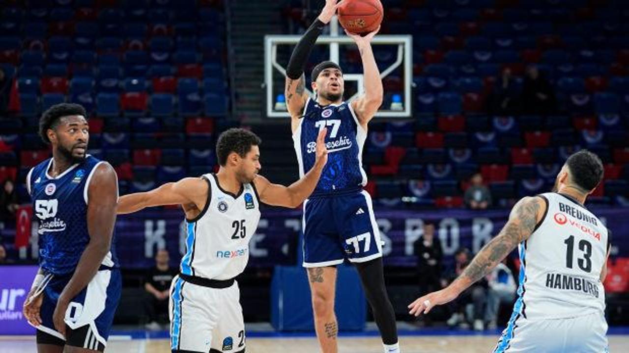 Bahçeşehir Koleji'nden Avrupa'da tarihi fark!