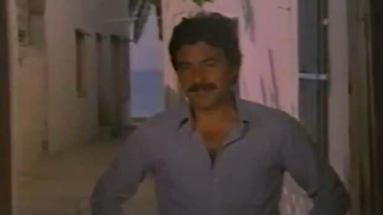 Bodrum FK'nın Ferdi Tayfur paylaşımı g&ouml;renleri 1982'ye g&ouml;t&uuml;rd&uuml;