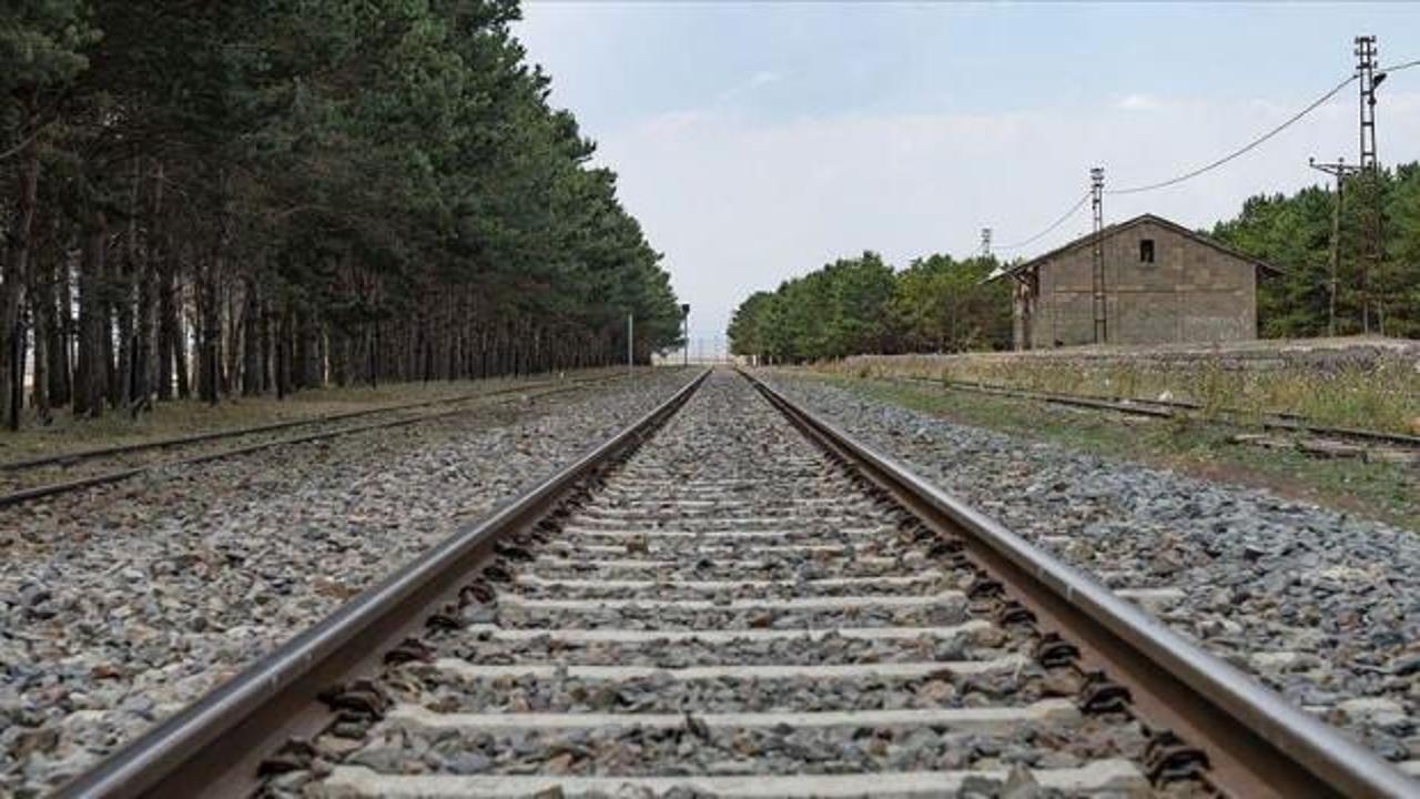 Demir yollarında ge&ccedil;en yıl 279,4 milyonu aşkın yolcu taşındı