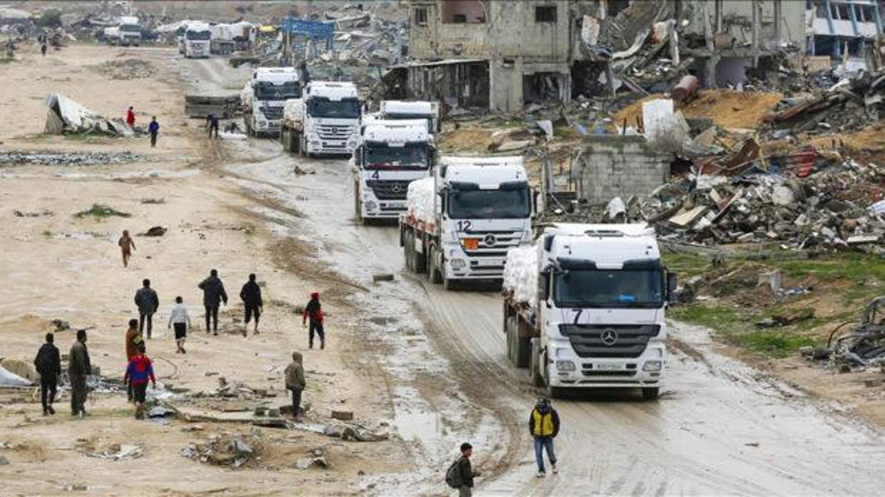 İsrail Gazze'deki yardım kuruluşlarının faaliyetlerini durdurdu