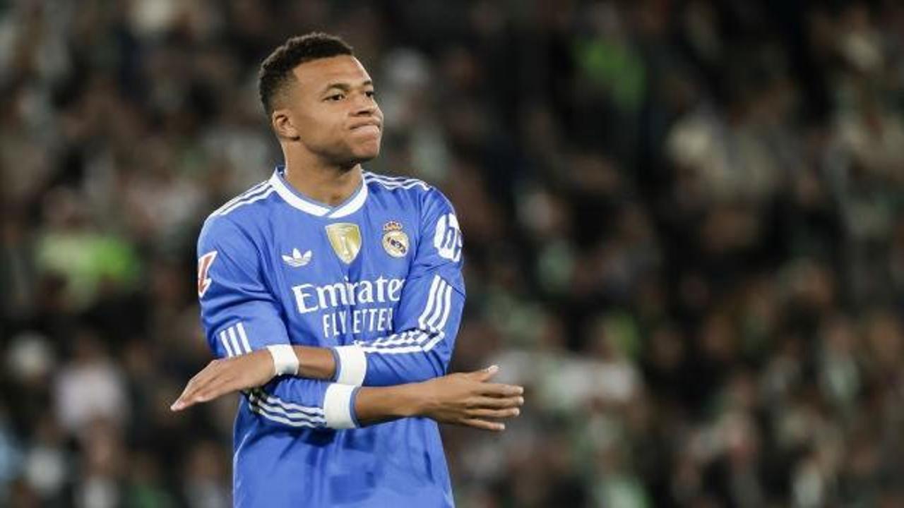 Real Madrid ve Mbappe'ye büyük şok! Kulüp duyurdu
