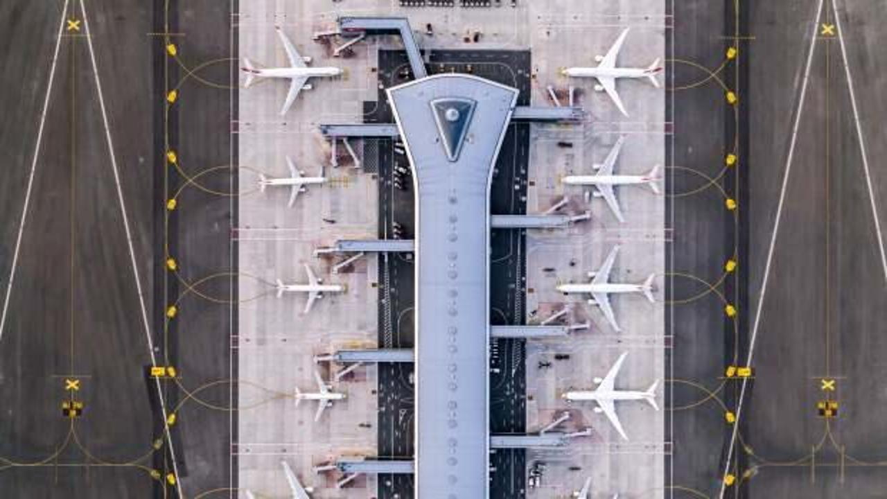 T&uuml;rkiye'deki havalimanlarını 2024'te 230,2 milyon yolcu kullandı