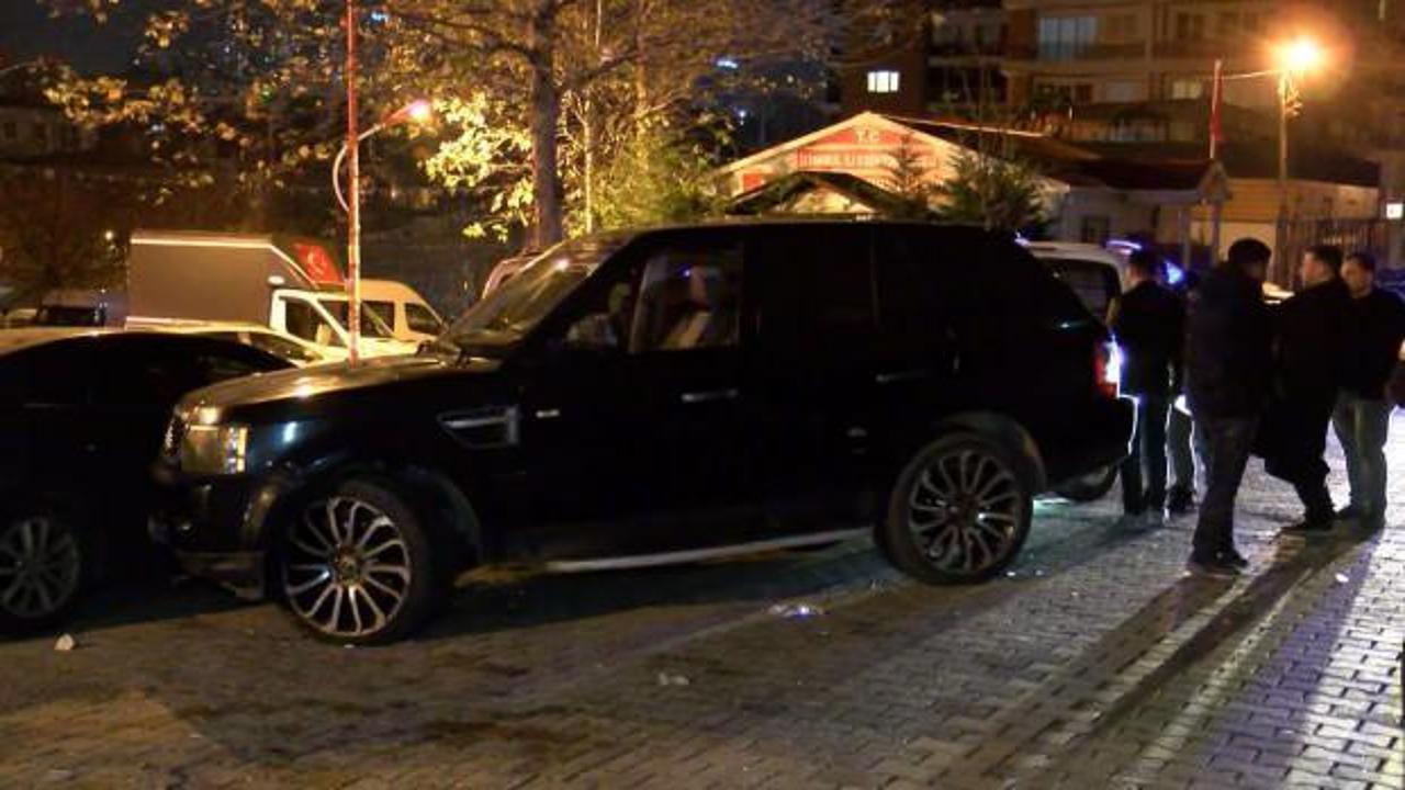  Esenyurt'ta, seyir halindeki cip &ccedil;apraz ateşe tutuldu