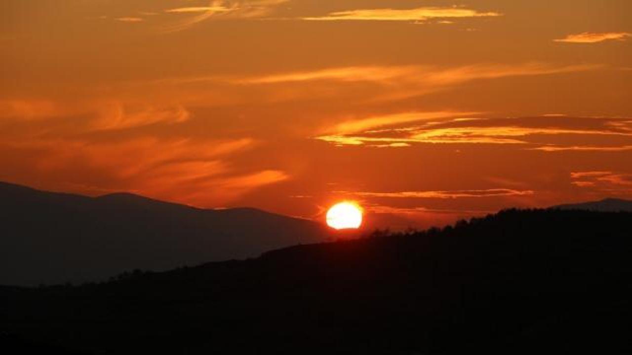 Ilgaz Dağı’nda gün batımı mest etti