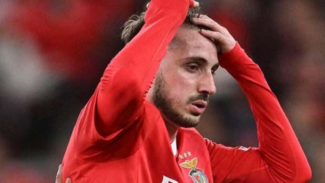 Kerem Akt&uuml;rkoğlu'nda korkulan oldu! Milli yıldıza b&uuml;y&uuml;k şok