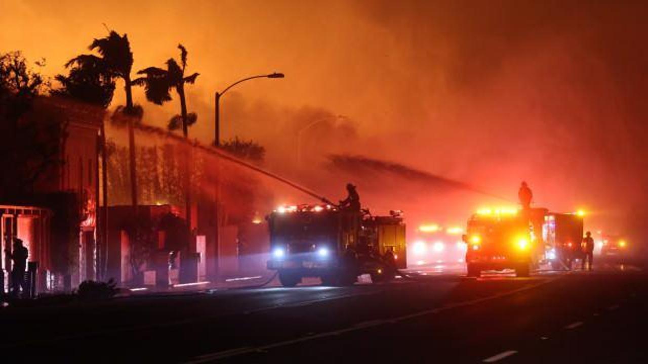 Los Angeles yangınında &ouml;l&uuml; sayısı y&uuml;kseldi