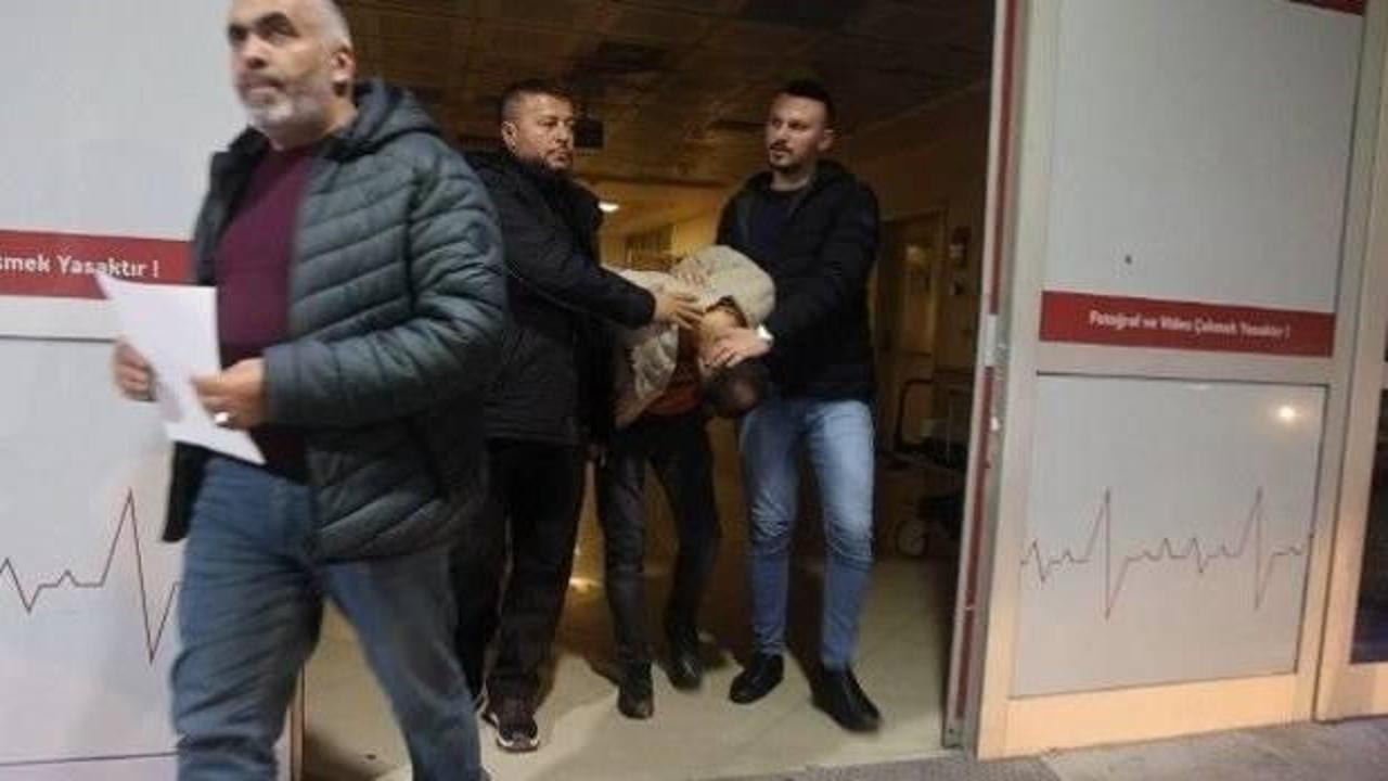 Parasını &ccedil;aldığı teyzesine &ccedil;i&ccedil;ek g&ouml;nderdi!