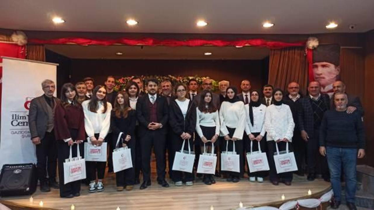 Nurullah Genç şiirleri gençlerle buluştu