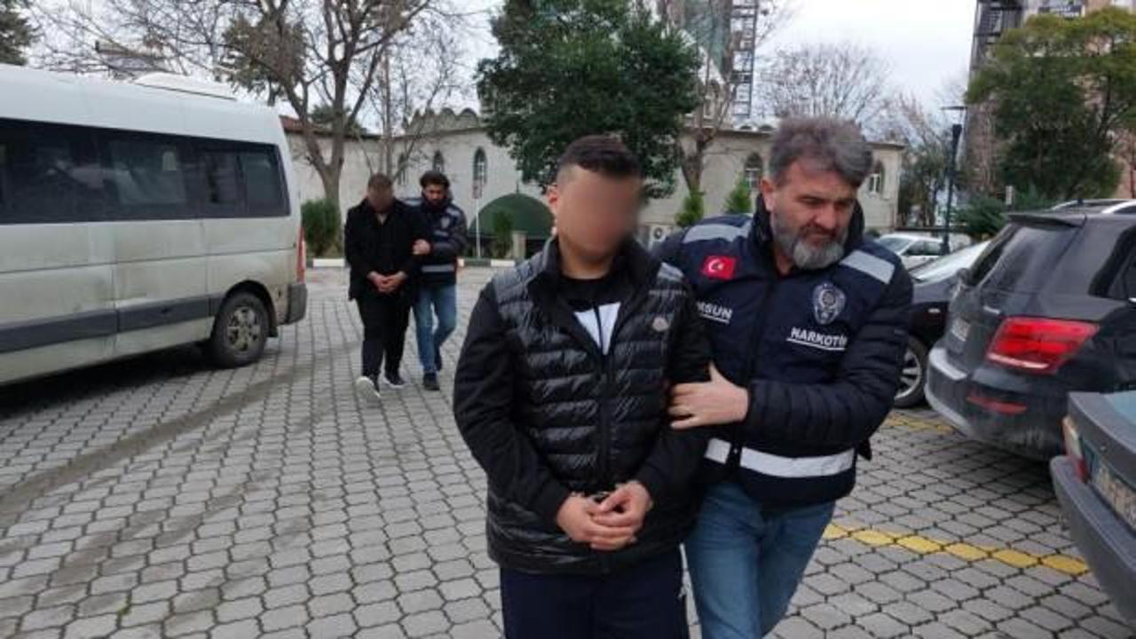 Samsun'da 10 bin 230 sentetik ecza ele ge&ccedil;irildi: 2 g&ouml;zaltı