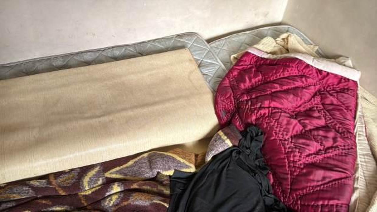 Beşiktaş'ta iki kardeş prefabrik evde &ouml;l&uuml; bulundu