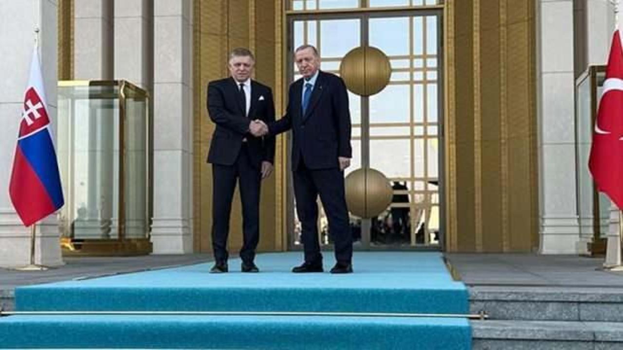 Cumhurbaşkanı Erdoğan, Slovakya Başbakanı Fico'yu resmi t&ouml;renle karşıladı