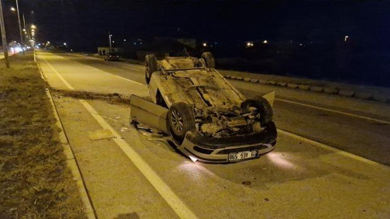 Ters d&ouml;nen otomobilden yara almadan &ccedil;ıktı!