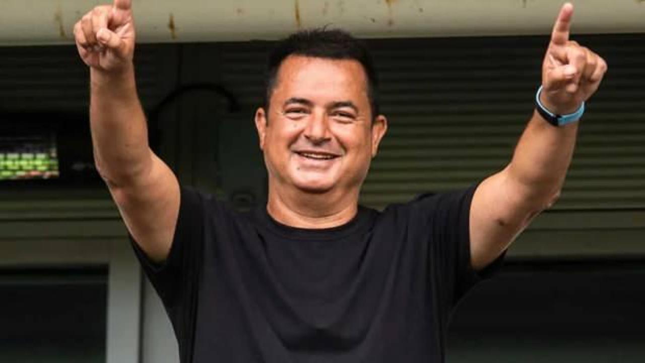 Acun Ilıcalı s&ouml;z&uuml;n&uuml; tuttu! Minik taraftara b&uuml;y&uuml;k s&uuml;rpriz