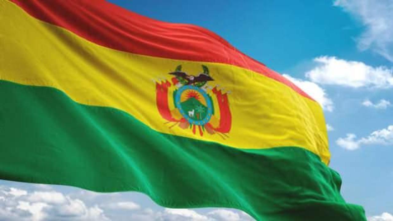 Bolivya&rsquo;da feci kaza! Otob&uuml;s k&ouml;pr&uuml;den d&uuml;şt&uuml;!