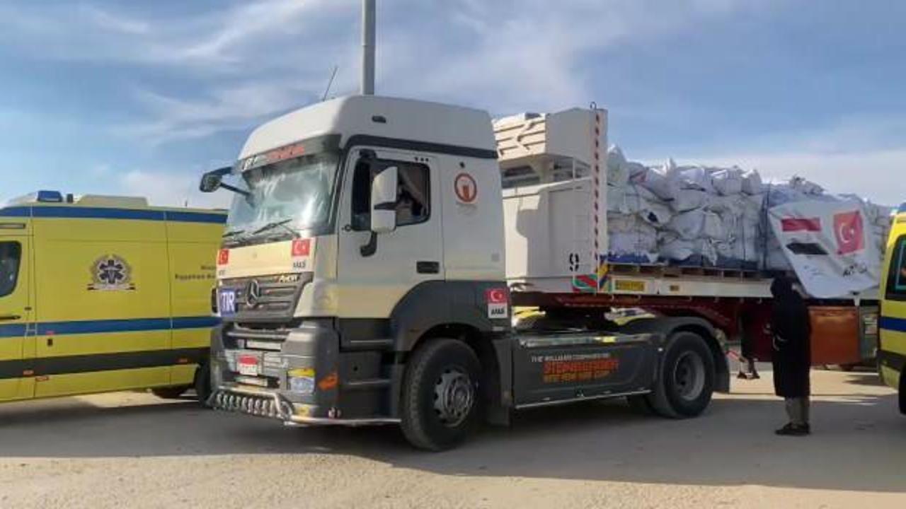 T&uuml;rkiye'den g&ouml;nderilen yardım malzemeleri Gazze'ye ulaştı