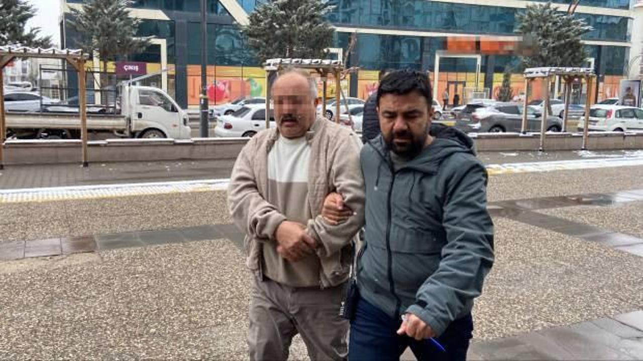 Aksaray'da alacak verecek meselesinde kan aktı: Kendini bı&ccedil;aklayan amcasına...