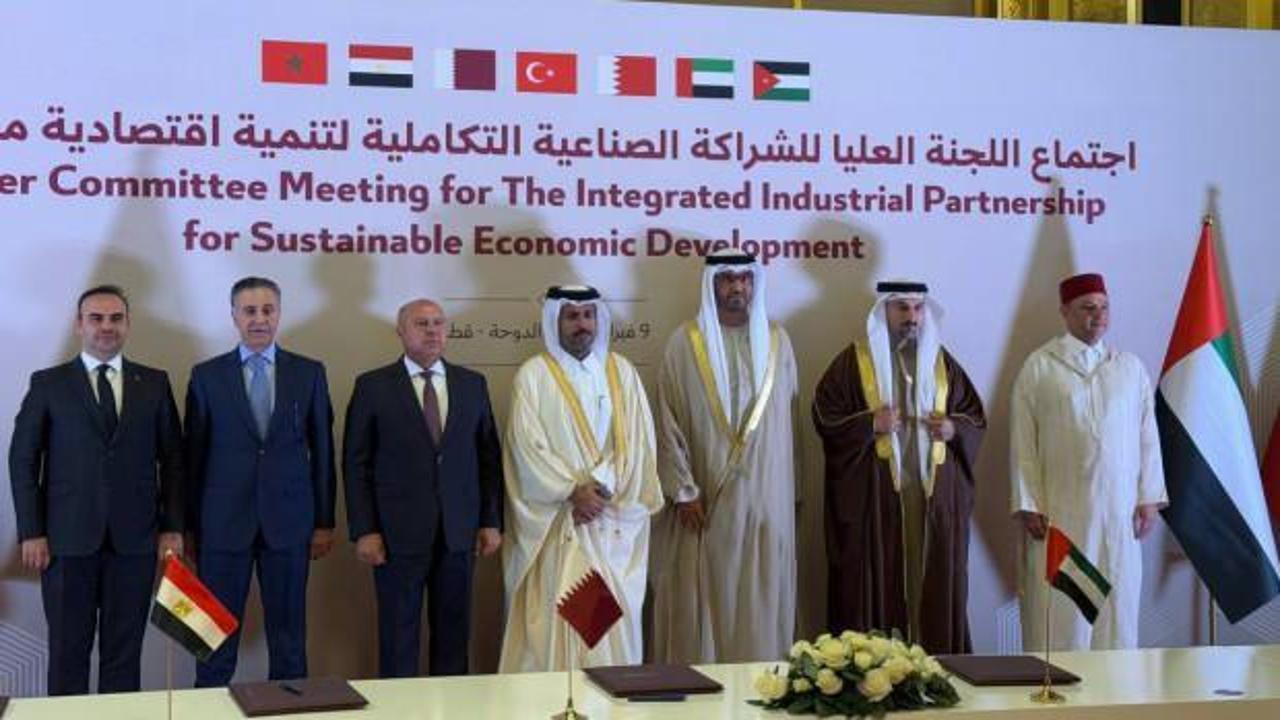 Bakan Kacır: B&ouml;lgesel işbirlikleri T&uuml;rkiye i&ccedil;in b&uuml;y&uuml;k &ouml;nem taşıyor