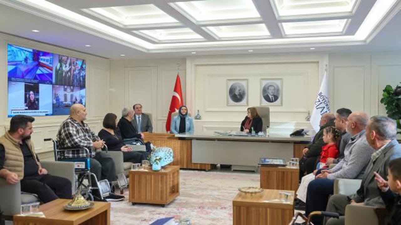 Başkan Şahin ile buluşan Sarı&rsquo;nın ilk adımları duygu dolu anlar yaşattı