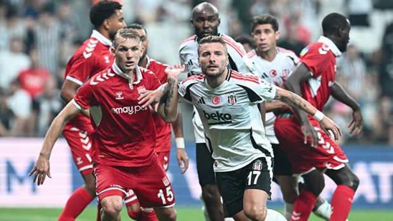 Beşiktaş ve Sivasspor arasında ma&ccedil; saati polemiği!