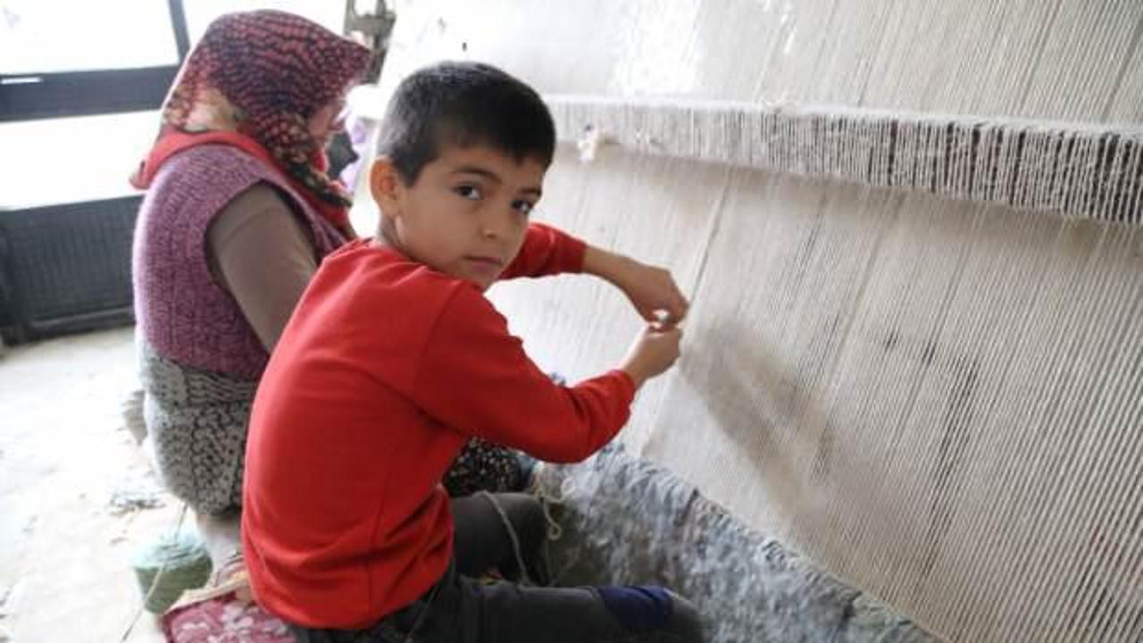 Bu devirde b&ouml;yle &ccedil;ocuk kalmadı: 3 bin d&uuml;ğ&uuml;m atıyor 300 TL kazanıyor 