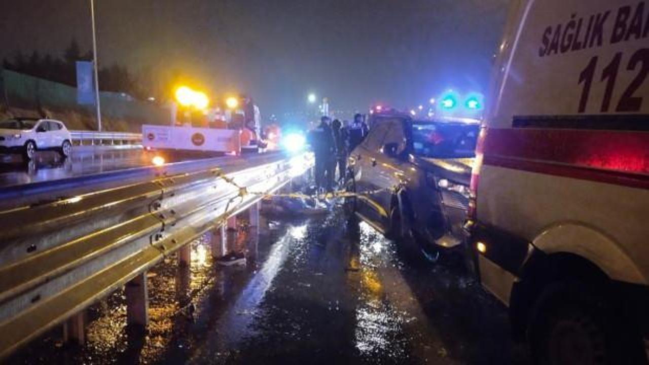 İstanbul'da feci kaza: 1 &ouml;l&uuml;, 2 yaralı