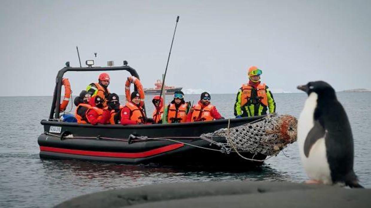 60 saatlik yolculuk sonrası T&uuml;rk bilim ekibi Antarktika'ya ulaştı