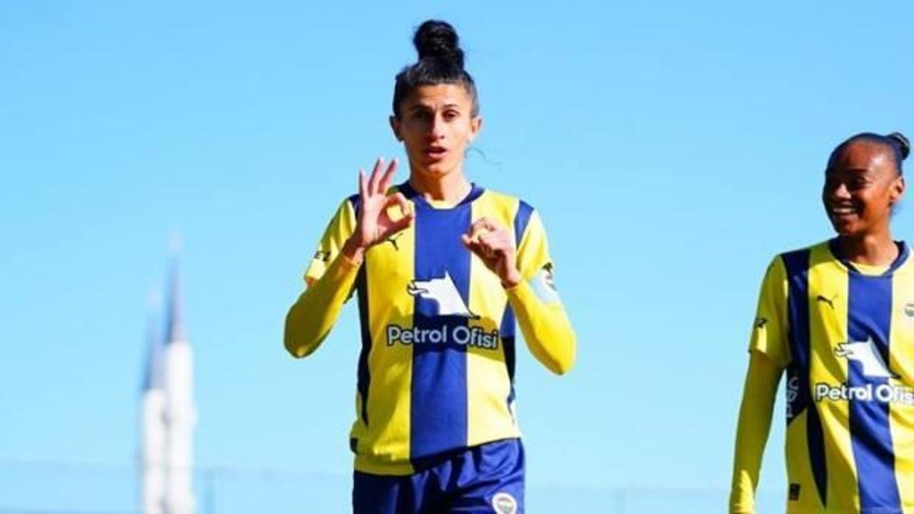 Fenerbahçeli Yağmur Uraz, Türk futbol tarihine geçti!