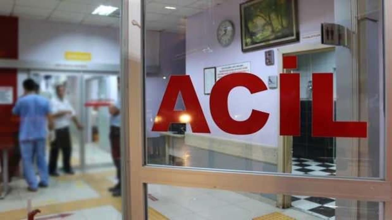 İzmir'de okulda bı&ccedil;aklı kavga: 2 yaralı 