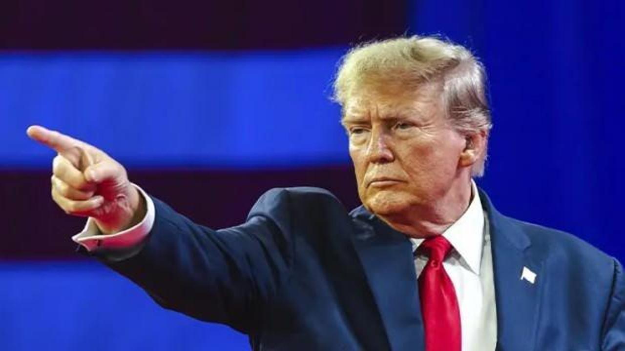 Trump'tan Covid-19 aşısı şart koşan okullar i&ccedil;in karar!